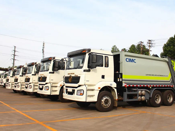 贊！凌宇汽車批量出口南美，特殊時(shí)期彰顯企業(yè)實(shí)力！