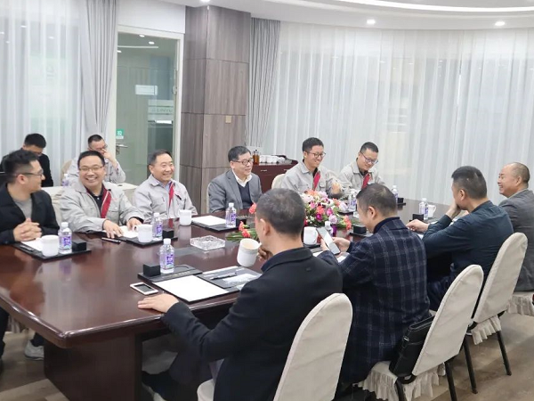 相約洛陽(yáng)，品鑒智造丨邀四海親朋請(qǐng)八方來(lái)賓，凌宇更行了！