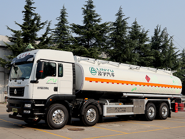 【2022“超虎想象”】凌宇全新液罐車(chē)，強(qiáng)勢(shì)來(lái)襲！