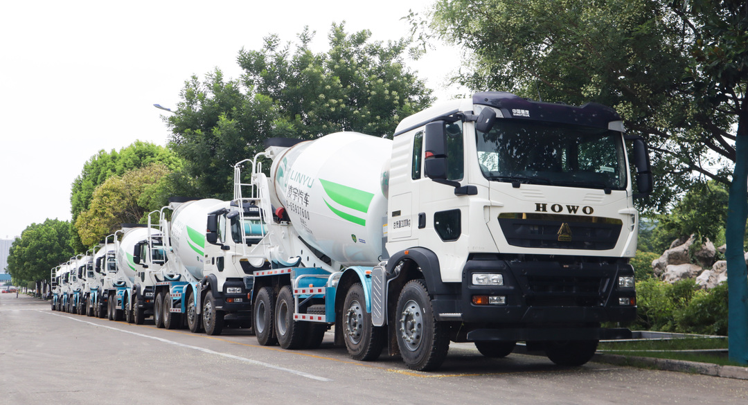 盛夏驕陽似火，凌宇交車繁忙！