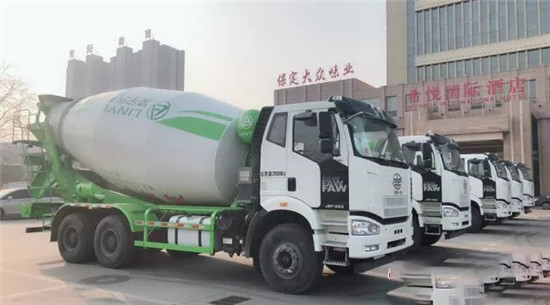 中集凌宇攪拌車進駐神秘雪域古城，為當地的建設和經濟發展奉獻力量